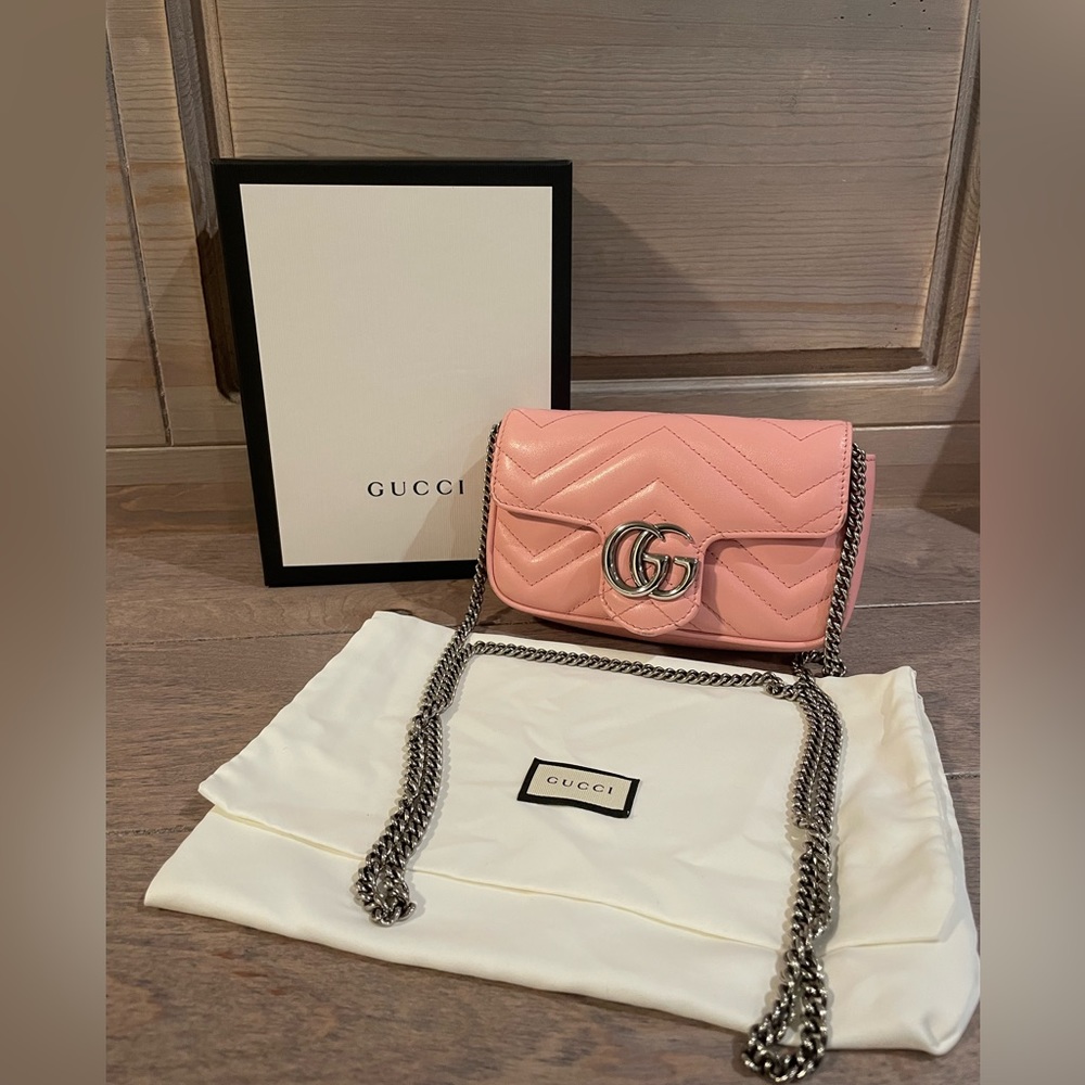 GUCCI Calfskin Matelasse Super Mini GG Marmont Cross Body